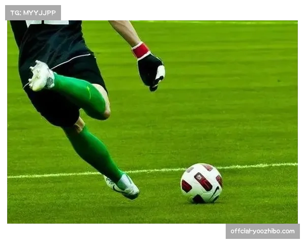 专栏：VAR审核耗时是否破坏了现代足球应有的流畅节奏？